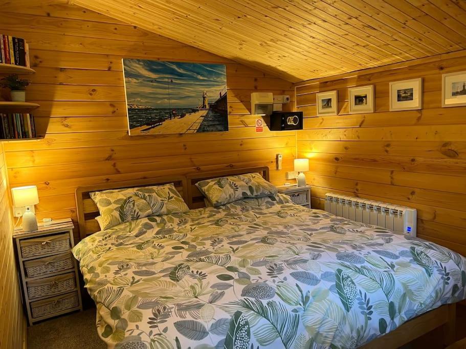 Cosy Cabin, Hidden From The Main House - Sleeps 2 - Ev Villa Hawkinge Exterior photo